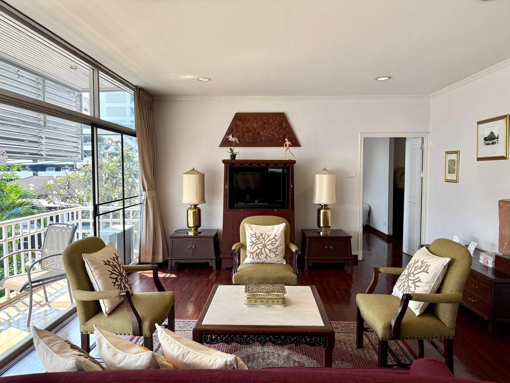Samsen Suites Spacious 2Br Contemporary Thai Style Bangkok Zewnętrze zdjęcie