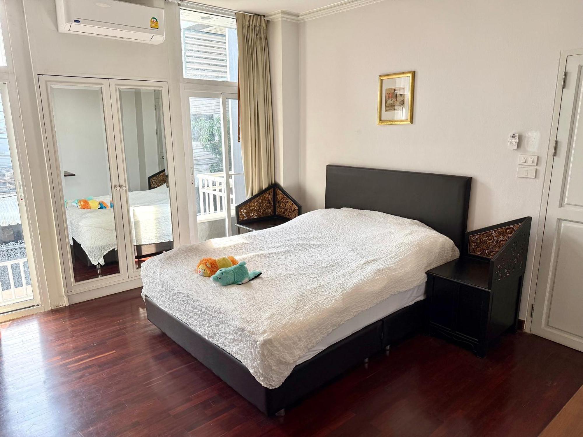 Samsen Suites Spacious 2Br Contemporary Thai Style Bangkok Zewnętrze zdjęcie
